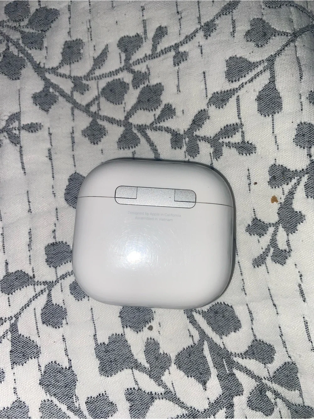 Apple Airpods Gen3, only had right side earbud with Nerd case - White